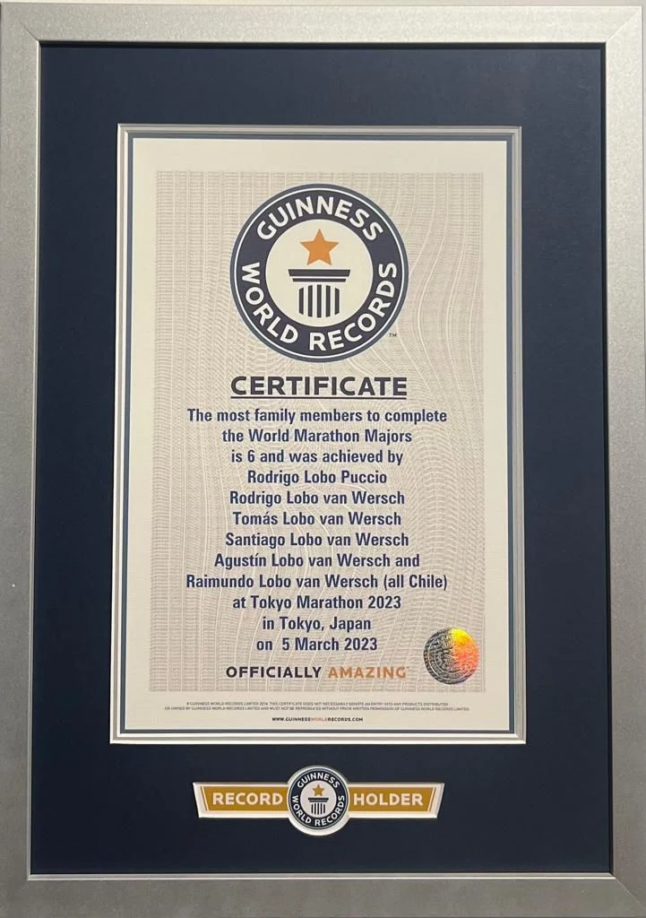 El certificado de Guinness World Records del récord de los Wolfpack